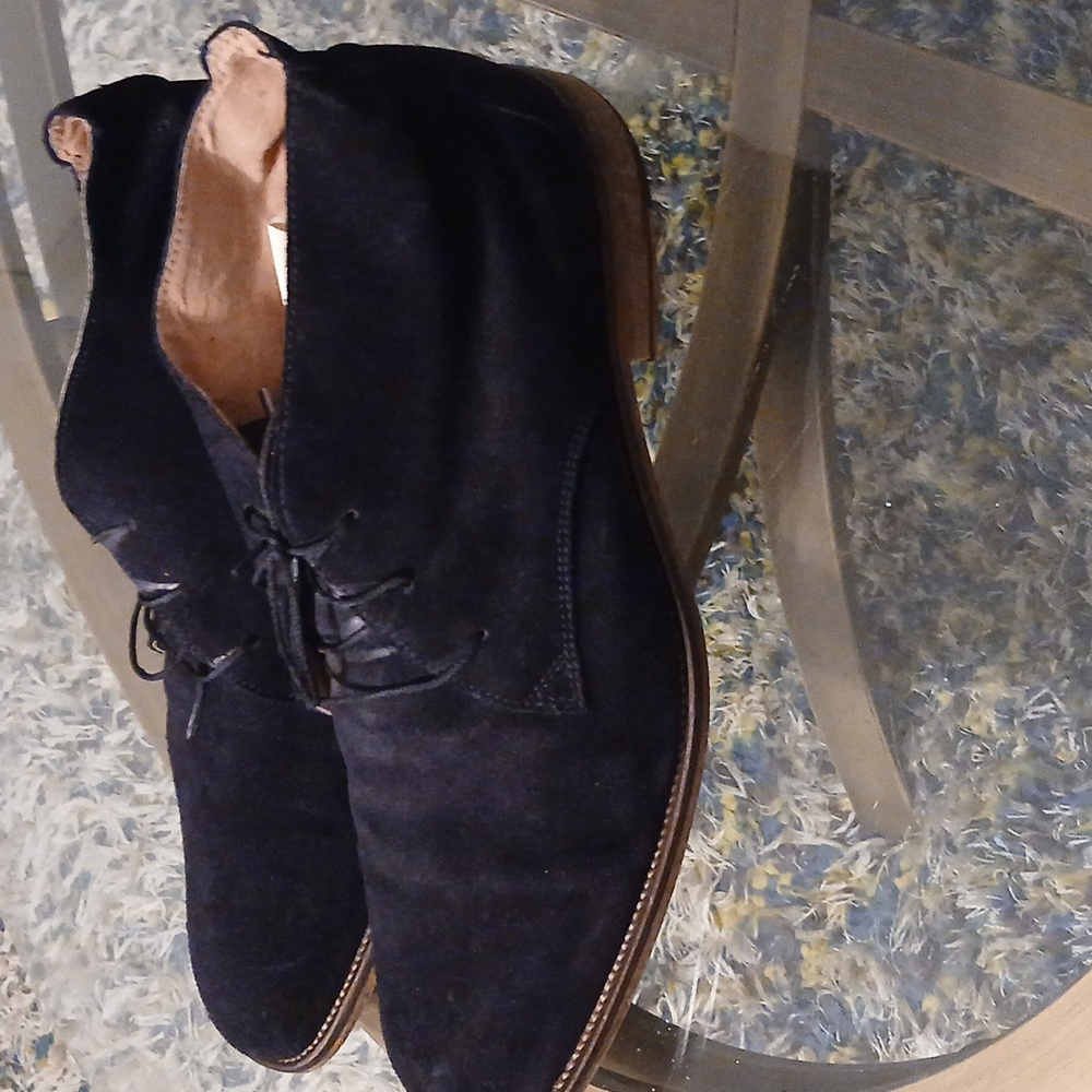 Men's shoes